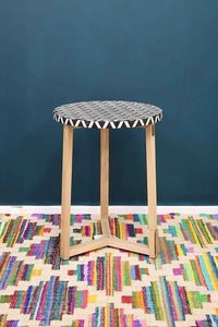Table en os incrusté de la marque ILAHI, design moderne, détails en agate, rangement, meuble portable pour la maison - Product Image 3