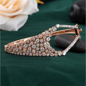 Brazalete de Oro Rosa de 14K con Bisel y Diamantes Cultivados en Laboratorio de 3.62 CT, Diseño de Racimo de Burbujas, Pulseras y Brazaletes de Diamantes - Product Image 2