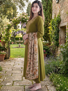 Grüner Traditioneller Rayon A-Linien Salwar Anzug für Damen mit Blumen-Dupatta, Normale Passform, Knöchellang, Freizeitkleidung Indien Pakistan - Product Image 4