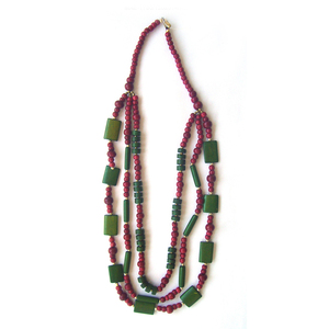 Collier multicouche exclusif en perles, bijoux fantaisie géométriques en résine verte, accessoire de mode unisexe à prix de gros - Product Image 1