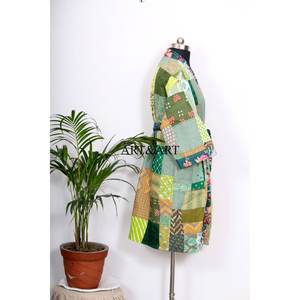 Nouvelle arrivée : Robe kimono vintage en soie patchwork Kantha, peignoir recyclé avec ceinture, vêtement de nuit pour femmes - Product Image 5