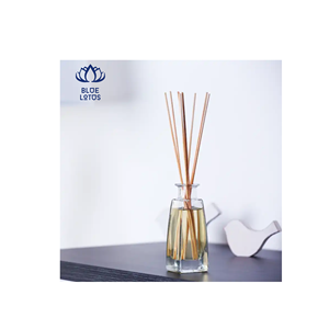 Bâtonnets diffuseurs en rotin naturel tendance, écologiques et faits à la main pour parfumer la maison - Product Image 1