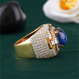 Bague Cocktail en Or 14K avec Saphir Bleu Taille Coussin, Bague Tendance pour Femme avec Sertissage à Griffes, Cadeau de Remise de Diplôme - Product Image 4