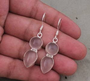 Boucles d'oreilles en argent sterling avec quartz rose, bijoux faits à la main avec pierres précieuses, boucles d'oreilles pendantes en cristal rose naturel, cadeau pour femme - Product Image 3