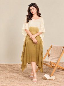 Robe maxi bohème tie-dye à ourlet asymétrique et manches chauve-souris, robe décontractée d'été coupe trapèze - Product Image 1