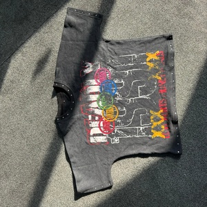 Camiseta de Hip Hop lavada con ácido Vintage para hombre personalizada de gran tamaño 100% algodón de longitud corta con diamantes de imitación impresos hechos en EE. UU. - Product Image 2