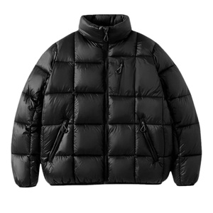 Veste matelassée d'hiver pour homme Parkas épais et chauds Manteaux à bulles Vestes rembourrées surdimensionnées en patchwork - Product Image 1