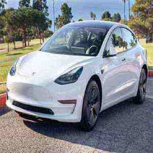 VENTES RAPIDES DE VOITURES D'OCCASION MODEL 3 SEDAN 2024 - Product Image 1