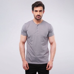 เสื้อเชิ้ตเฮนลีย์แขนสั้นสั่งทำขายส่ง ผ้าฝ้าย 100% พิมพ์ลายสกรีน คอปกติดกระดุม สำหรับผู้ชาย น้ำหนัก 220 กรัม เสื้อยืดเฮนลีย์เปล่า - Product Image 1