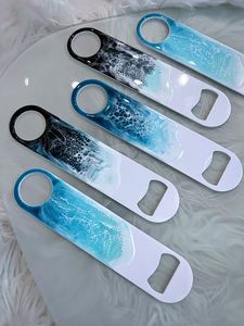 Abridor de Botellas de Resina y Acero Inoxidable Duradero con Diseño Artístico de Epoxi Hecho a Mano para Restaurantes, Bares y Cafés - Product Image 3