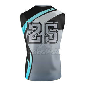 Maillot et short de sport d'équipe 7v7 en polyester respirant, écologique, sur mesure et de haute qualité - Product Image 4