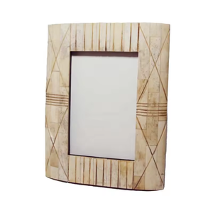Marco de Fotos Moderno de Resina y Madera, Diseño Rectangular con Rayas Diagonales, Exhibición Vertical de Sobremesa, Marco Personalizado para Fotos, Decoración del Hogar - Product Image 4