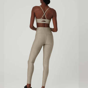 Ensemble de yoga personnalisé pour femmes, col nœud, sans couture, soutien-gorge de sport et legging, vêtements de sport pour la gym, vente en gros - Product Image 3