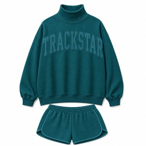 Conjunto Deportivo de Sudadera con Cuello Alto y Pantalones Cortos de Felpa Trackstar para Mujer, Modelo TS-SET-044 - Product Image 1