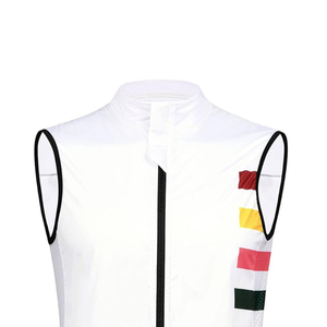 Gilet de cyclisme respirant pour homme en tissu polyester léger, idéal pour la saison estivale, avec bandes réfléchissantes - Product Image 3
