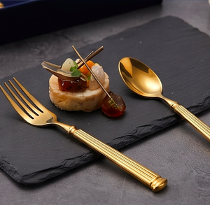 Elegante Juego de Cubiertos Dorados con Acabado Espejo, Utensilios Metálicos Resistentes al Óxido para Bodas y Eventos - Product Image 4