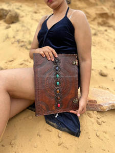 Nuevos diarios de bloqueo de doble cierre de cuero tallados a mano reales con piedra semipreciosa Diario de viaje de cuero vintage tradicional bohemio - Product Image 3