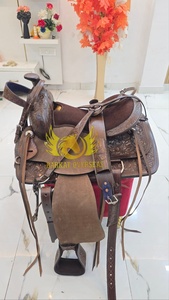 Selle de cheval western en cuir véritable de haute qualité, neuve, avec clous en laiton et cuivre, design personnalisé, portable, pour dressage, emballage sur mesure - Product Image 3