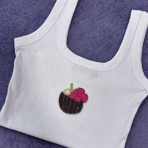 Camiseta de Algodón con Diseño de Langosta Bordada a Mano, Prenda de Verano para Mujer - Product Image 3