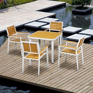 Set da Pranzo da Esterno a 5 Pezzi Resistente alle Intemperie con Materiali HDPE e Telaio in Alluminio per Arredamento da Veranda - Product Image 2