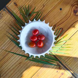 Bol en marbre fait main en forme de fleur – Centre de table décoratif pour desserts, alliant fonctionnalité et esthétique pour le salon - Product Image 4