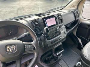 Fourgon utilitaire à toit surélevé 2021/2022, moteur 3.6L V6, châssis long, 44 741 miles - Product Image 2