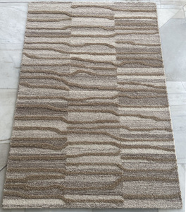 Tapis indien tufté à la main en laine naturelle non teinte, abstrait, à poils épais, moderne, avec envers antidérapant en latex, formes et dimensions personnalisées Aisha - Product Image 5