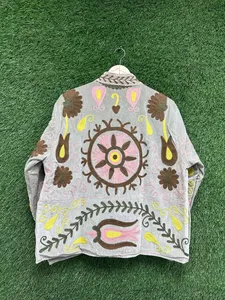 Veste Bohème Suzani en Velours Tissé, Broderie Florale Faite Main, Écologique, Artisanale, Tendance - Product Image 3