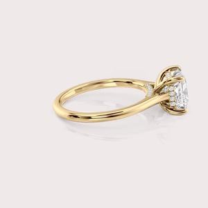 Bague solitaire en diamant de laboratoire taille princesse, sertissage croisé, en or rose/blanc et jaune 9 carats - Product Image 2