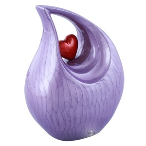 Urne en métal en forme de cœur lavande avec forme de goutte sculptée, porte-cendres commémoratif romantique pour cendres de crémation - Product Image 2
