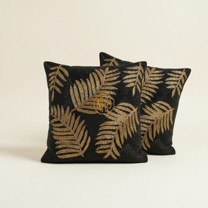 Funda de Cojín Decorativa Cuadrada de Poliéster con Bordado a Mano y Diseño Estampado para Decoración de Sofá - Product Image 1