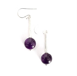 Elegantes Pendientes Colgantes para Mujer con Gema Redonda Morada y Barra de Plata, Joyería Contemporánea al por Mayor - Product Image 3