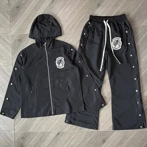 Custom Streetwear Women's Windbreaker <b>Track</b> <b>Suit</b> 2 Piece Set Lightweiqht Oversized Plain Nylon <b>Track</b> <b>Suit</b> for Men - Product Image 4