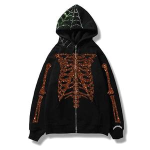 เสื้อฮู้ดซิปสไตล์สตรีทผ้าคอตตอนผสมสำหรับผู้ชาย แต่งลายปักแบบดิสเทรส ประดับด้วยคริสตัลแบบฮอตฟิกซ์ พร้อมดีเทลล้างสี - Product Image 1