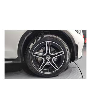 Mercedes-Benz GLC300 4MATIC 2022, Volante a la Izquierda, Caja de Cambios Automática, Asientos de Cuero, Cámara Trasera - 24,624 Km - Product Image 5