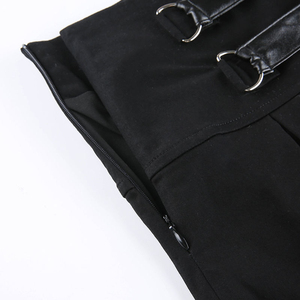 Minifalda plisada de cintura alta para mujer con doble hebilla de cinturón, estilo punk, color negro sólido, para todas las estaciones - Product Image 3