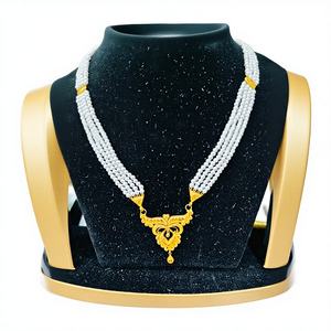 Ensemble de collier en or massif 22 carats avec perles, quatre rangs de perles blanches, pendentif floral, bijoux de mariée indiens traditionnels pour femmes - Product Image 1