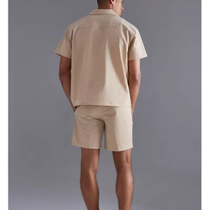 Ensemble chemise et short en coton beige pour homme, col rabattu, vêtements décontractés d'été, respirant, tissé, rayé, séchage rapide - Product Image 1