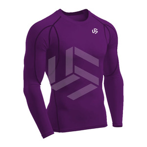 เสื้อยืดออกกำลังกายผ้าโพลีเอสเตอร์แบบรัดรูปพิมพ์โลโก้ได้ตามต้องการ ระบายอากาศได้ดี เหมาะสำหรับออกกำลังกายในยิมและฟิตเนส สำหรับผู้ชาย - Product Image 1