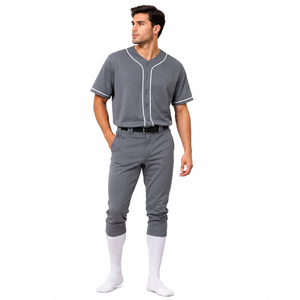 Maillot de sport confortable conçu avec un tissu doux pour les séances d'entraînement et les matchs de compétition, offrant une grande liberté de mouvement pour le baseball. - Product Image 3