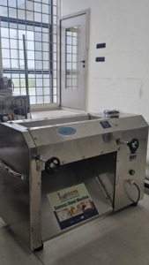 Highly Recommended LEENOVA <b>Dough</b> <b>Sheeter</b> Machine 230-240V 1KW Easy Operate Efficient Sheet Preparation Core Motor Flour Mill - Product Image 4