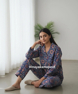 Ensemble de pyjama d'été élégant en coton imprimé à la main pour femme, motif floral, col cranté, coupe décontractée, long - Product Image 4