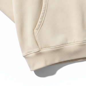 Sweat-shirt à capuche beige pour homme, coupe classique, en molleton de coton, personnalisé avec logo imprimé, tissu de luxe de créateur, vente en gros - Product Image 2