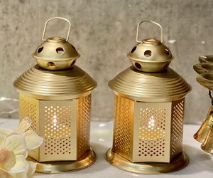 โคมไฟเหล็กทนทาน น้ำหนักเบา พร้อมห่วงแขวน ใช้สำหรับเทศกาล ตกแต่งบ้าน และตกแต่งสไตล์วินเทจ ชุดโคมไฟ 2 ชิ้น - Product Image 1