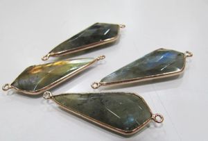 Connecteur à double boucle en forme de pointe de flèche en labradorite naturelle facettée, environ 15x35mm - Product Image 3
