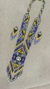 Collier Gerdan ukrainien massif | Ethnique | Tribal | Collier noir et blanc | Unique | Collier et boucles d'oreilles pour femme africaine, idéal pour les fêtes et comme cadeau - Product Image 5