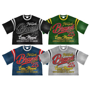 เสื้อยืดโอเวอร์ไซส์ทรงครอปสำหรับผู้ชาย แบรนด์ใหม่ พิมพ์ลายตัวอักษร แขนสั้น คอโอ แต่งขอบตัดกัน ผ้าถัก สไตล์ลำลอง - Product Image 1