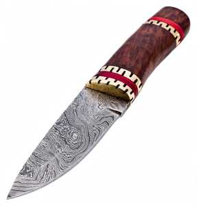 Couteau de camping à lame fixe en acier Damas artisanal avec manche en bois de burl et entretoises en laiton ajouré style château - Product Image 5