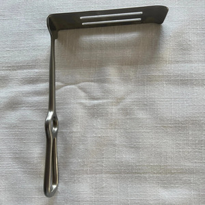 เครื่องมือผ่าตัด Jamso Industries Sauerbruch Retractor ขนาด 25 ซม. x กว้าง 27 มม. x ลึก 125 มม. - Product Image 2
