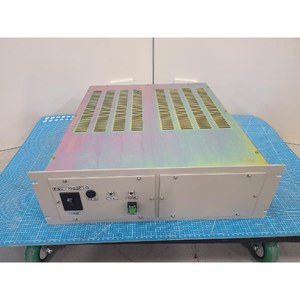 Controlador de Mandril Electrostático Hitachi ESC-1000F Usado Como Está, Piezas de Equipos Semiconductores Legados - Product Image 6